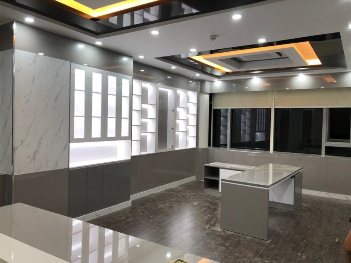 Thi công nội thất văn phòng hiện đại, sang trọng.