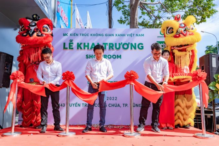 Nghi lễ cắt băng khai trương showroom GreenHome.