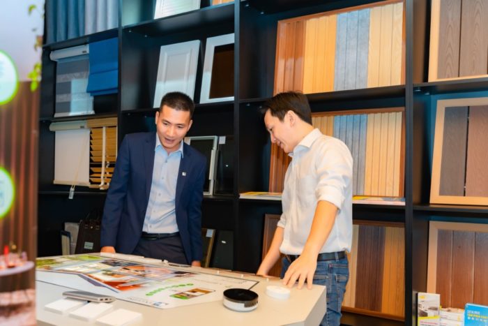 Giải pháp điều khiển thông minh "Smart Home" nhanh chóng thu hút sự quan tâm và trải nghiệm của khách hàng.