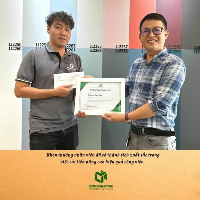 Thưởng nóng nhân viên 