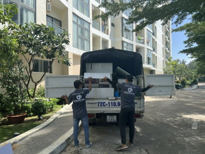 Thi công nội thất trước Tết Nguyên đán.